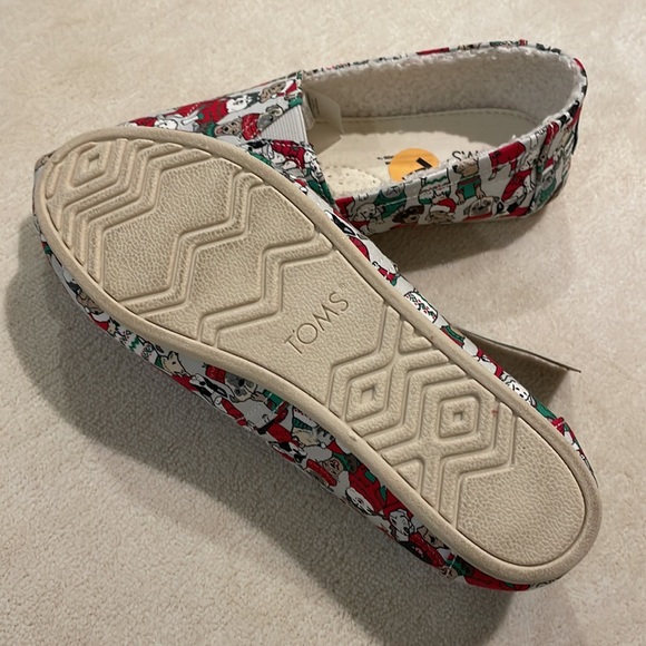 NWT TOMS Belmont holiday dog pattern slip on size 7 - Picture 4 of 6
